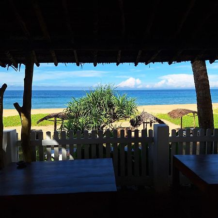 Sailors' Bay Bed & Breakfast Hikkaduwa Exterior foto